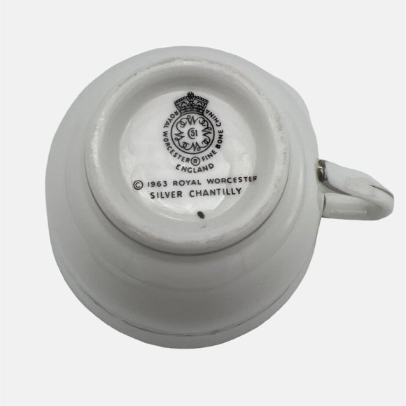 Royal Worcester Silver Chantilly Cup & Saucer Fine Bone China Platinum Trim - Picture 7 of 7